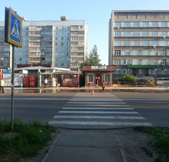 Фото с места ДТП на улице Объединения предоставлены ГИБДД Новосибирска