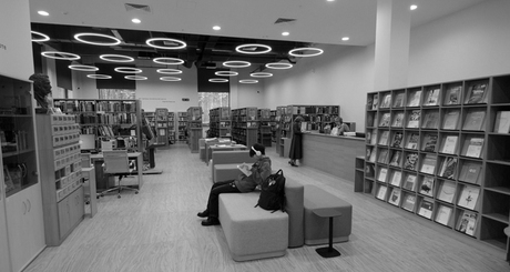 В Академгородке полным ходом строится уже вторая очередь студенческого кампуса мирового уровня. На объекте на прошлой неделе побывал министр науки и высшего образования России Валерий Фальков. Вместе с губернатором Андреем Травниковым они посетили также площадку строительства Центра коллективного пользования «Сибирский кольцевой источник фотонов», обсудили со специалистами степень готовности объекта. Фото: пресс-служба губернатора и правительства Новосибирской области