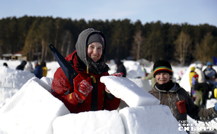 Более тысячи человек приняли участие в юбилейном фестивале. Некоторые приходили семьями. Фото: Алина Кухмарь