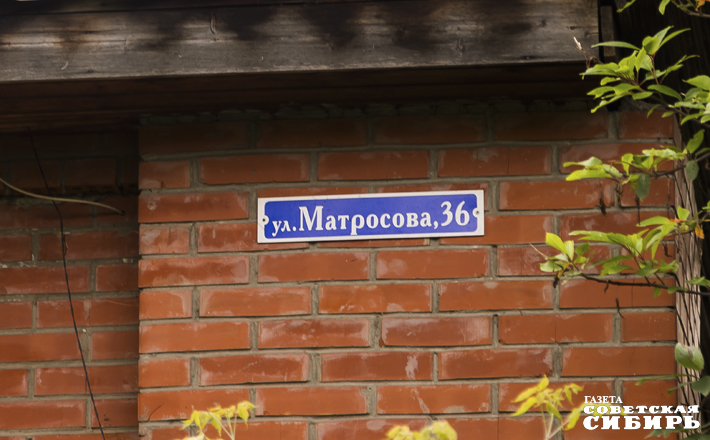 036-12-02_M.jpg