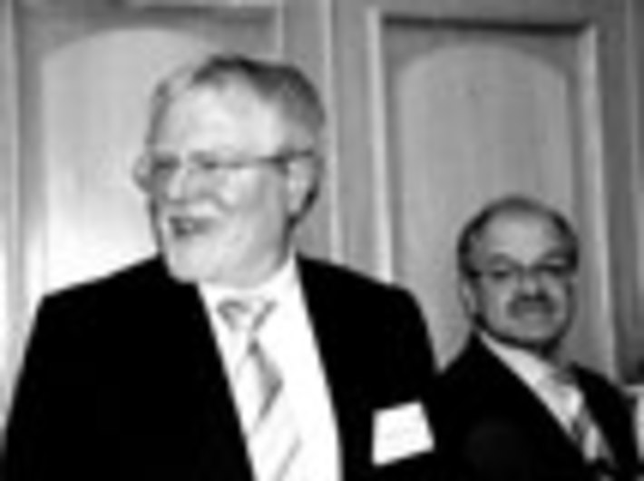 026-09.jpg