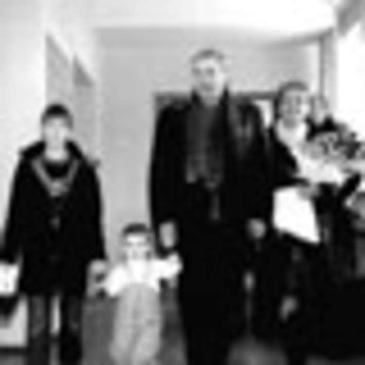 040-03.jpg