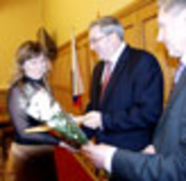 046-09.jpg