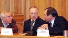 076-03.jpg
