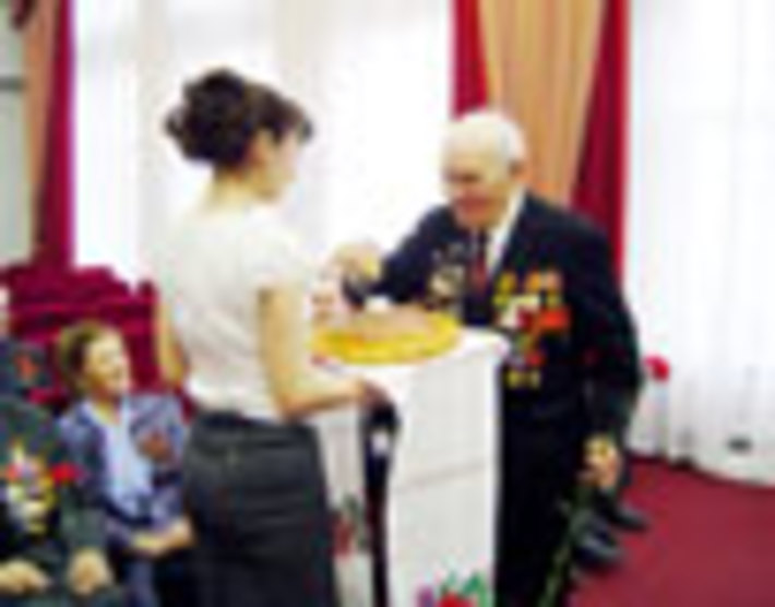 089-32.jpg