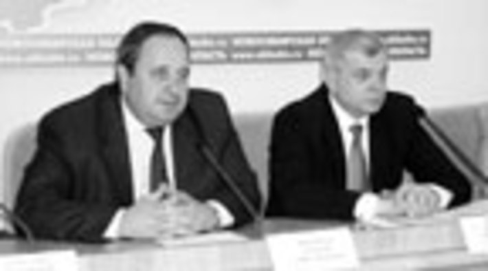 090-06.jpg