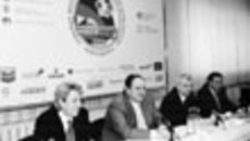 093-04.jpg