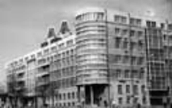 145-02.jpg