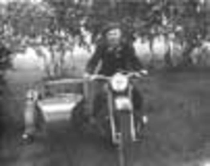 211-07.jpg