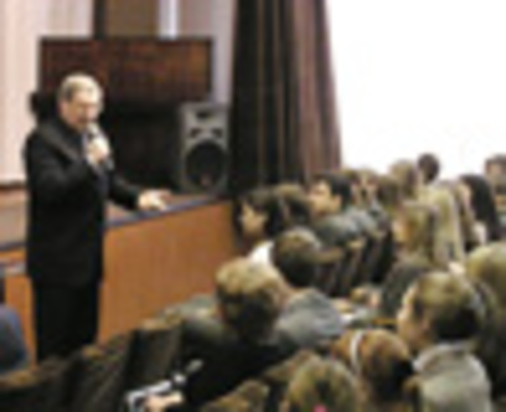 010-03.jpg