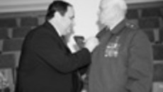 025-10.jpg