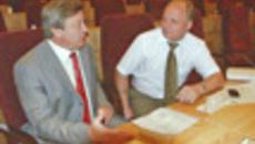 096-12.jpg