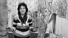 Татьяна Еремеева у своей конкурсной работы.