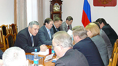 Во время встречи в резиденции полпреда президента в СФО.