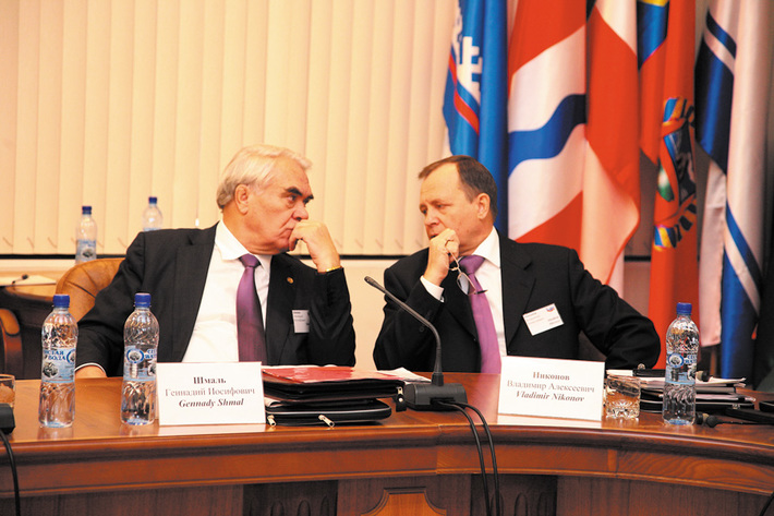 Бизнес и власть: есть о чем поговорить: Геннадий Шмаль и Владимир Никонов.
