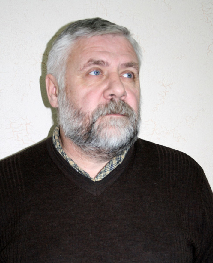 Владимир Попов.