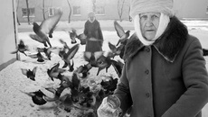 Зинаида Кочергина и ее подопечные. Фото Игоря САГАЙДАКА.