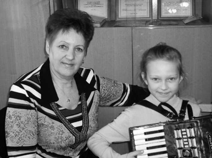 Александра Васильевна Артюшина с одной из своих учениц Алиной Занкович.