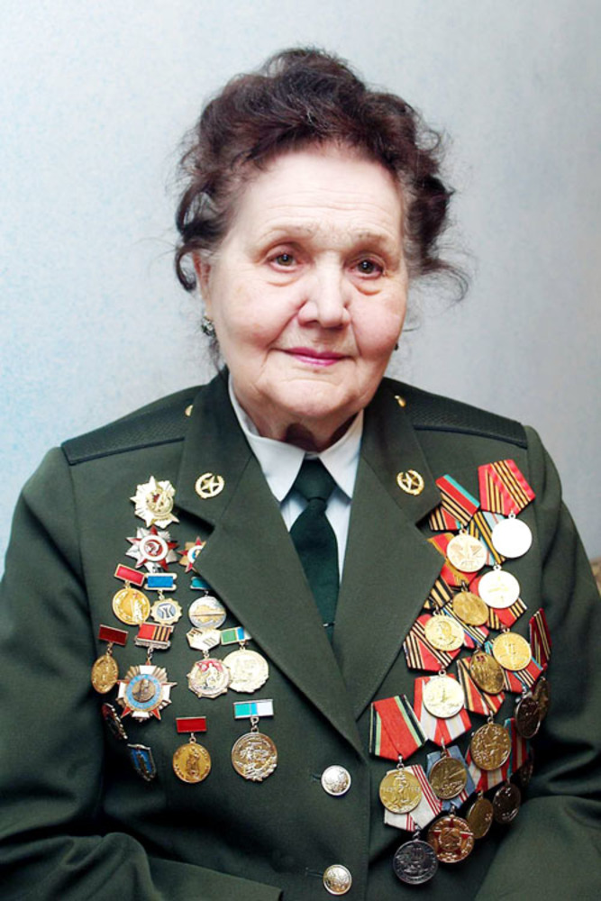 София Домант.