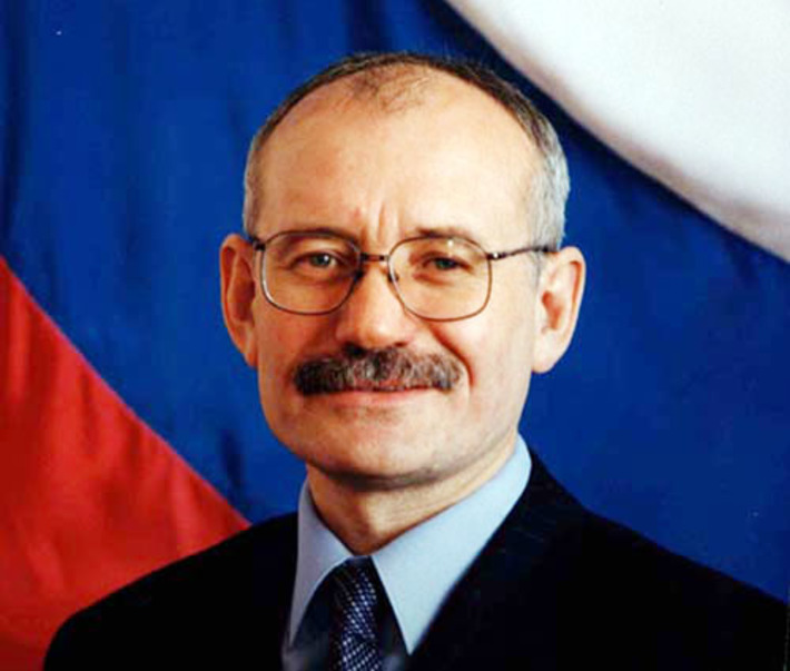 Рустэм Хамитов.