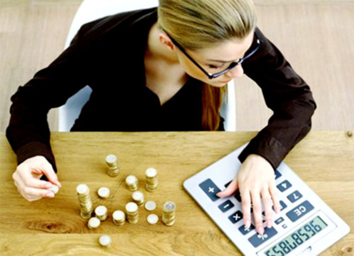 Потребительские кредиты сегодня стали нормой жизни. Их берут, чтобы оплатить обучение, купить шубу или даже просто «до дотянуть до зарплаты». «Жизнь взаймы» в нашей стране никого уже  не удивляет. Фото с сайта www.creditvd.com