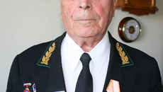 Почётный железнодорожник, кавалер ордена «Знак почёта», заслуженный работник транспорта РСФСР, почётный ветеран ЗСЖД, труженик тыла, ветеран труда Василий Семёнович Гусев также награжден медалями в честь «110-летия Транссиба»,  в честь 50-летия и 60-летия «Победы в Великой Отечественной войне»,  «За заслуги перед Кузбассом» 1-й и 2-й степени и знаком «Ударник сталинского призыва»