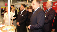 Первый заместитель губернатора НСО Леонид Горнин  на открытии выставки. Фото пресс-службы губернатора и правительства НСО