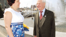 Государственную премию региона получил авторский коллектив Областного центра абилитационной педагогики во главе с директором Алексеем Бороздиным. Фото Михаила ПЕРМИНА