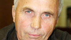 Александр Подфатченко отработал  на Западно-Сибирской железной дороге 31 год . Фото Елены КОСТИНОЙ