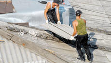 В общую собственность жильцов входят крыша дома и придомовая территория. Фото Михаила ПЕРМИНА