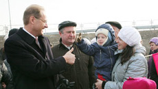 Новой дорогой ордынцы довольны.Фото Михаила ПЕРМИНА