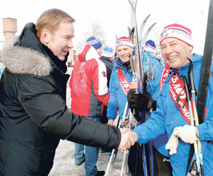 В 2012 году участники перехода финишировали в Колывани, где их приветствовал глава района Виктор Аверин