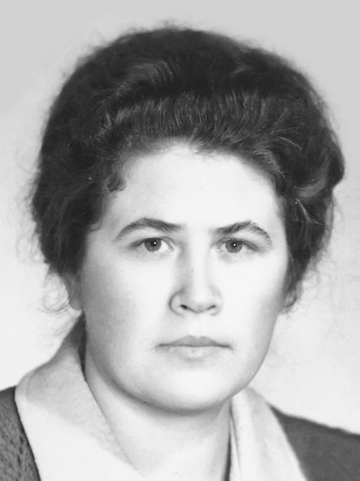 На железной дороге Макарова отработала 40 лет и 43 дня. Фото автора и из личного архива С.А. МАКАРОВОЙ