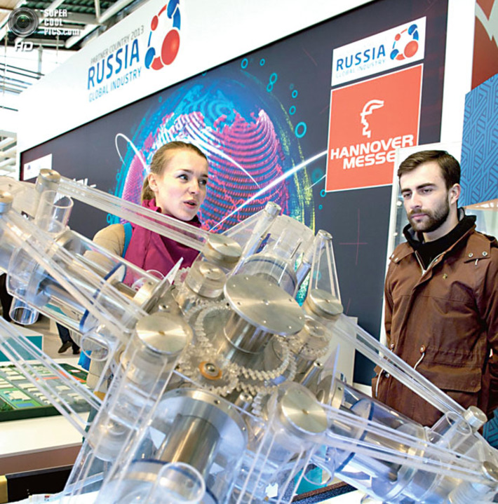 Сибирские разработки заняли достойное место на выставке.  Фото предоставлены делегацией Новосибирской области на Hannover Messe — 2013