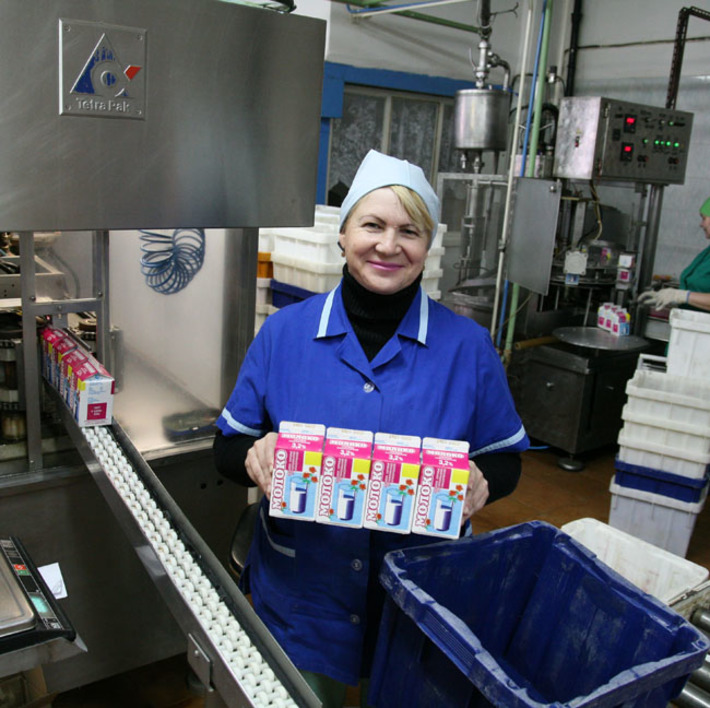 ЗАО «Племзавод «Ирмень», которым руководит член Совета старейшин Юрий Бугаков, является многоотраслевым и высокорентабельным хозяйством Сибирского региона. Фото Бориса МОСКВИНА