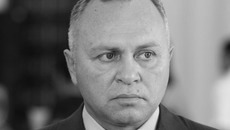 Наибольшую поддержку от выборщиков получил исполняющий обязанности мэра Владимир Знатков. Фото Аркадия УВАРОВА