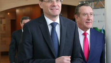 В работе форума приняли участие губернатор региона Василий Юрченко  и председатель Законодательного собрания Иван Мороз. Фото Михаила ПЕРМИНА