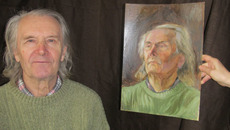 Натурщиками могут стать люди всх возрастов. Фото Виталия МАСЛЮКА