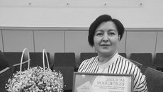 Проект «Книга для Тёмы» получил широкое общественное признание. На минувшей неделе руководитель ИД «Советская Сибирь» Наталья Шрейтер вернулась из Москвы, где ей вручили диплом победителя Всероссийского конкурса журналистов «Имя ей — Женщина!» в специальной номинации «Будущее начинается сегодня». Конкурс проходит при содействии Союза женщин России и поддержке Министерства цифрового развития, связи и массовых коммуникаций Российской Федерации, в 2024 году на участие было подано более 1,5 тысячи заявок. Благотворительный проект из Новосибирска «Книга для Тёмы» жюри безоговорочно признало одним из лучших в стране. Фото: t.me/vnrunsk/17534