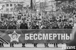 «Катюша» плыла над шествием «Бессмертного полка» несколько раз, а его строй исчислялся 150 тысячами. Фото: Андрей Заржецкий