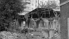 Если говорить о повышении комфортабельности проживания людей, то нелишним будет вспомнить о региональном проекте сокращения непригодного жилищного фонда. По области идет активный снос бараков и аварийных МКД. В прошлом году переселено 168 человек. Фото: Юлия Назаренко