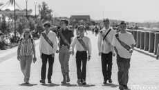 В Новосибирске в этом году около 30 тысяч выпускников: 8829 — ученики 11-х классов и 20 641 — выпускники девятых классов. Известно, что 590 одиннадцатиклассников претендуют на золотую медаль, а 445 —на серебряную. Фото: Андрей Заржецкий