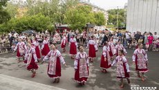 Выступая на празднике, детские танцевальные коллективы показали мастерство, зажгли публику. Фото: Андрей Заржецкий