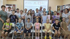 Творческая встреча с юными читателями из Севастополя, Луганской и Донецкой народных республик получилась яркой и насыщенной и принесла массу незабываемых впечатлений. Фото предоставлено Константином Журавлевым