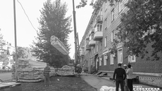 В Новосибирской области в порядок приводятся кровли 110 многоквартирных домов. Всего по программе капитального ремонта в 2025 году выполняется порядка 800 видов работ. Фото: Андрей Заржецкий