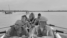 Молодежь продолжает традиции шлюпочных переходов, заложенные в 1954 году. Фото предоставлено Сибирским государственным университетом водного транспорта