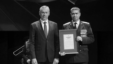 Губернатор Андрей Травников также поздравил новосибирский коллектив ФССП, вручил благодарственные письма сотрудникам службы. Фото: пресс-служба губернатора и правительства Новосибирской области 