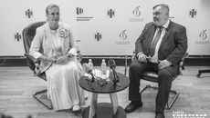 Директор Новосибирской государственной филармонии Анна Терешкова и управляющий Новосибирским академическим симфоническим оркестром Николай Сизиков представили новые проекты на пресс-конференции на минувшей неделе.  Фото: Андрей Заржецкий