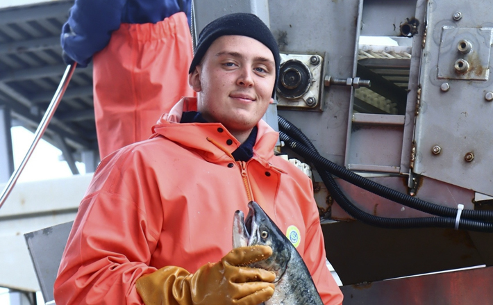 Бойцы студотрядов Новосибирска в этом году обрабатывали рыбу, помогали сельхозпроизводителям, а также участвовали в Международных трудовых проектах «АЭС «Аккую» (Турецкая Республика) и «ДЮНА» АЭС Эль-Дабаа (Египет), работали на всероссийских студенческих стройках в Тюменской, Иркутской, Ленинградской, Челябинской областях и Республике Татарстан. Также строили СКИФ в Новосибирской области. Фото предоставлены Новосибирским региональным штабом студенческих отрядов