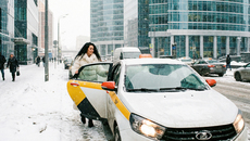 С 2026 года в такси должны будут работать преимущественно российские автомобили. Изображение сгенерировано нейросетью   gemini-3-pro-2k (nano-banana-pro)  